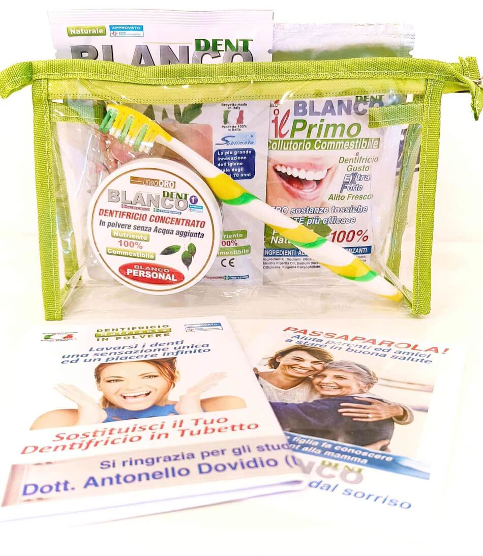 Blancodent sempre con te! Pochette da viaggio con busta ricarica 50gr Collutorio busta Clip 25gr. 1 vasetto personalizzato e 1 spazzolino normale